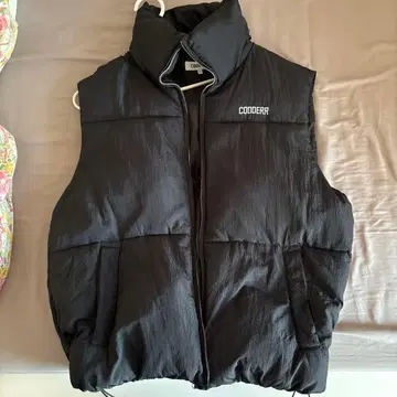 COODERR 블랙 다운 베스트