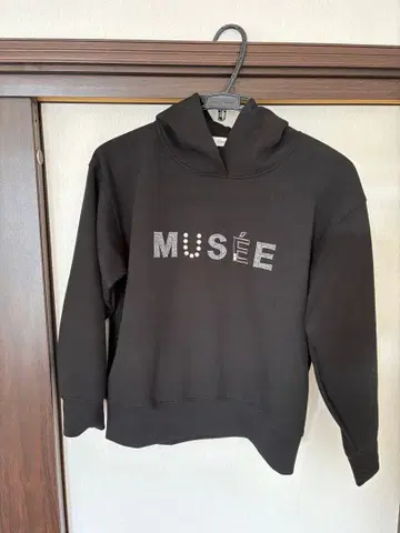 ESPEYRAC 후드티 블랙