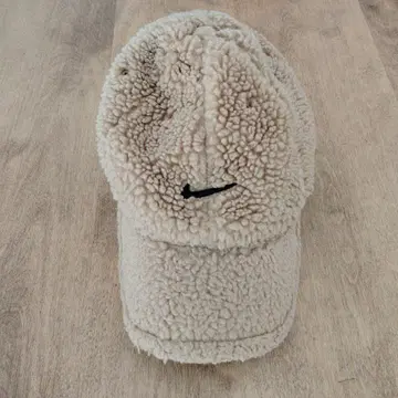 NIKE 보아캡 복슬복슬