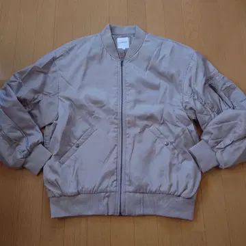 LEPSIM 베이지 계열 MA-1 충전솜 블루종 F