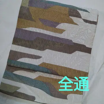 추상적인 물결 무늬 전통 후쿠로 오비