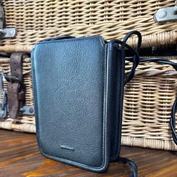 objcts.io 와이드 백 블랙