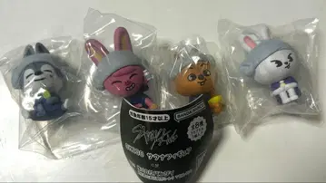 SKZOO 사우나 피규어 4개 세트