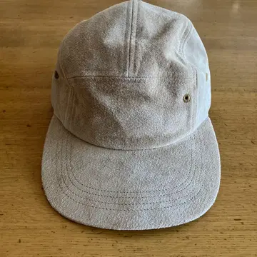 피그스킨 스웨이드 베이지 캡 새상품