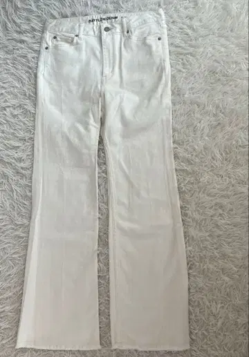 새상품급 베이플로우 플레어 청바지 데님 팬츠 L 화이트