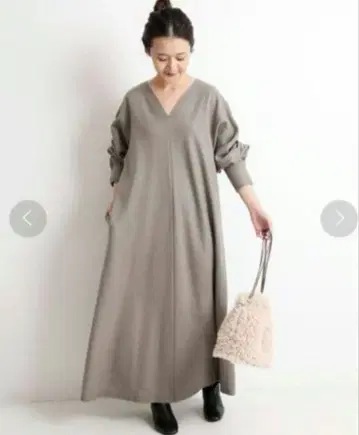 SLOBE IENA 슬로브 이에나 울 V넥 플레어 원피스