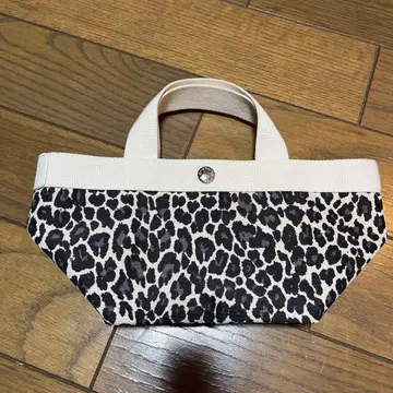 에르베샤 펠리에 팬서 블랑 토트백 701