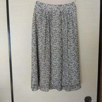 MACKINTOSH 꽃무늬 플레어 롱 스커트