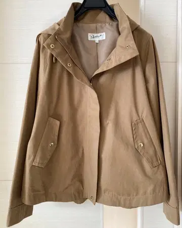 Dessin 새상품급 마운틴 파카 베이지 사이즈 3 안감 있음