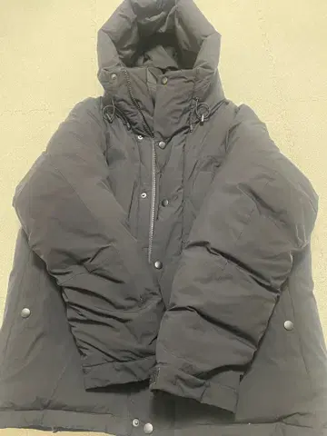 NEWYORKER 블랙 다운 자켓 L