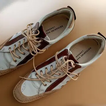 KATHARINE HAMNETT LONDON 스니커즈