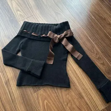 FOXEY 오프숄더 니트 38