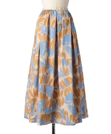 드로어 카모플라쥬 개더 스커트 (정가: 97,900엔)