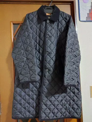 Traditional Weatherwear 롱 퀼팅 자켓 38