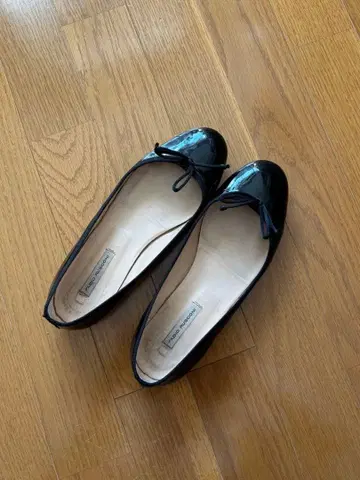 FABIO RUSCONI 36 블랙 플랫 펌프스