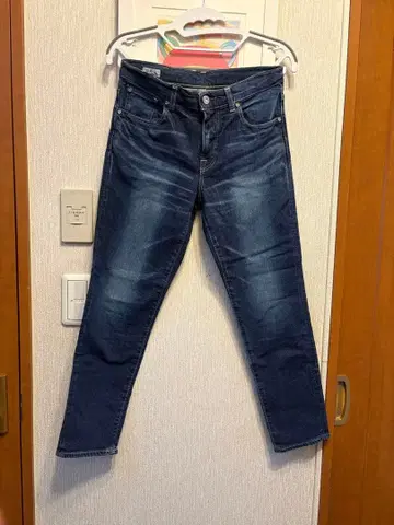 D.M.G. 데님 청바지