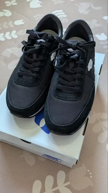 KARHU 카루프 ALBATROSS 82 블랙 23.5cm