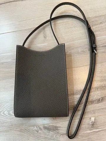 보나벤투라 리아 백 슈링크 가죽 스몰 차콜 그레이