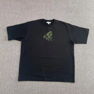 고질라 X 라코스테 콜라보 블랙 T셔츠