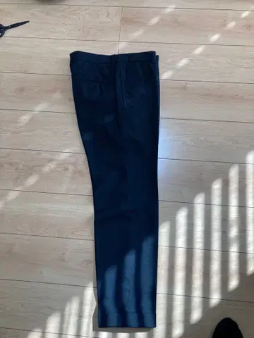 투모로우랜드 블랙 슬랙스