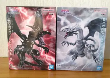 유희왕 붉은 눈의 흑룡 푸른 눈의 백룡 피규어 세트