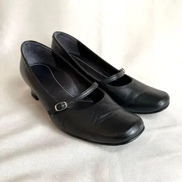 BARCLAY 버클레이 펌프스 갑 스트랩 버클레이 블랙 블랙