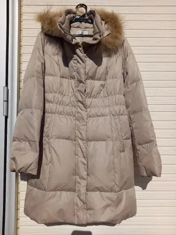 베이지 퍼 하프 코트