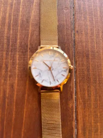 [ 새상품급 작동품 ] 크리스천폴 골드 메쉬 아날로그 손목시계