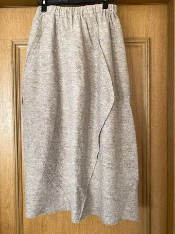 요건 레일 아이보리 100% 울 롱 스커트 M