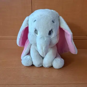 디즈니 스토어 덤보 봉제 인형