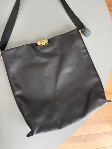 PUNTI. PUNTI GRAFT-TOTE L iena