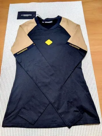 J.LINDEBERG 여성용 골프 셔츠 블랙/카키