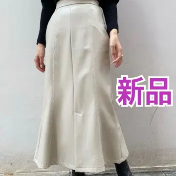 [ LAGUNAMOON ] 새상품 인조 가죽 롱 스커트 아이보리