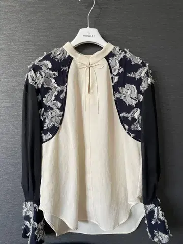 퍼블릭 도쿄 시어 블라우스