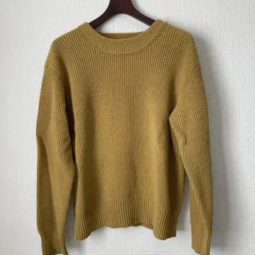 MHL. 남성용 니트