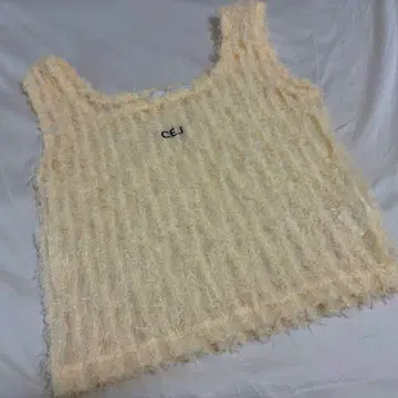 새상품급 CEJ 샤기 니트 탱크탑