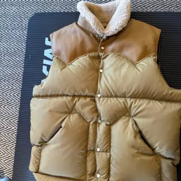 록키 마운틴 페더베드 다운 베스트 사이즈 42