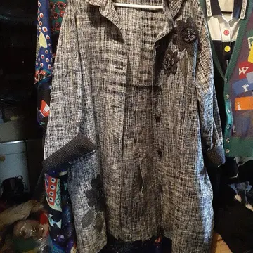 꽃무늬 자수 오버 사이즈 긴팔 셔츠