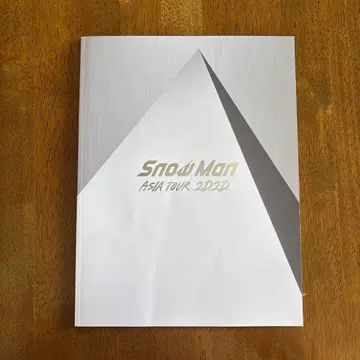 Snow Man ASIA TOUR 2020 팜플렛