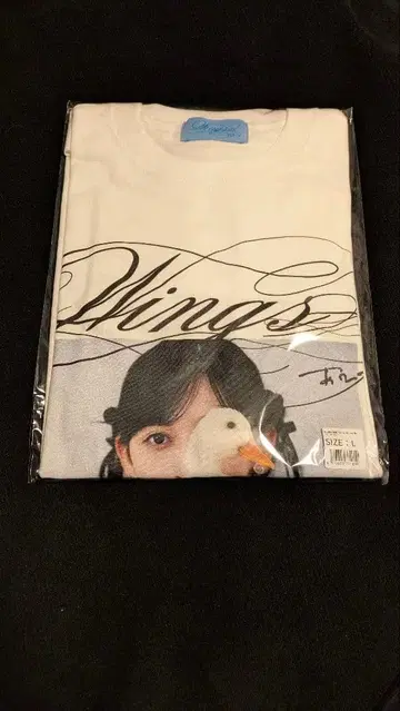 노기자카46 이케다 에레나 T셔츠 화이트 L 개인전 Wings 오리의 꿈