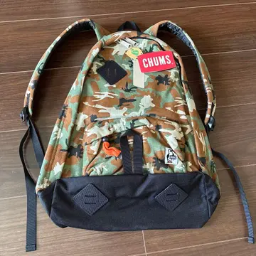 새상품 CHUMS 참스 클래식 데이팩 백팩 카모플라주 패턴