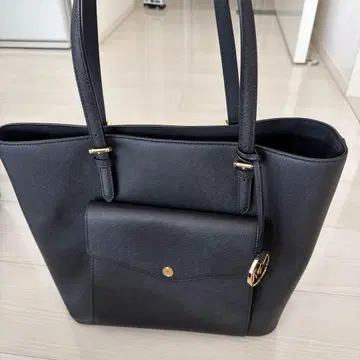 마이클코어스 블랙 토트백