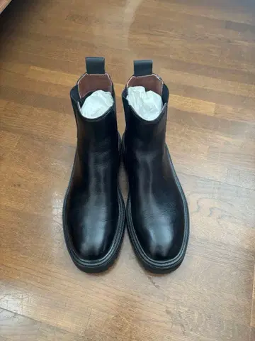 ZARA 가죽 블랙 사이드 고어 부츠