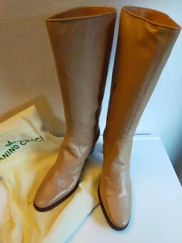 TANINO CRISCI 베이지 롱 부츠