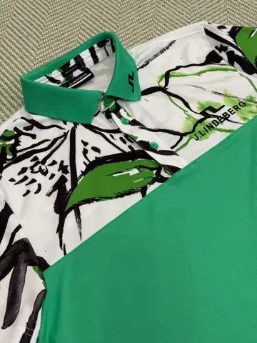 J.LINDBERG 그린 잎 무늬 피케 셔츠 사이즈 M