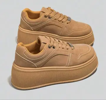 미사용 새상품 통굽 스니커즈 카멜