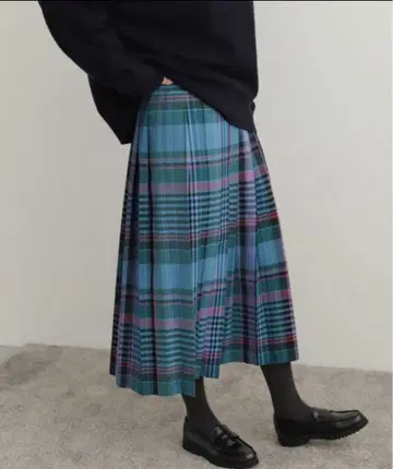 어반 리서치 도어스 체크 롱 플리츠 스커트 M