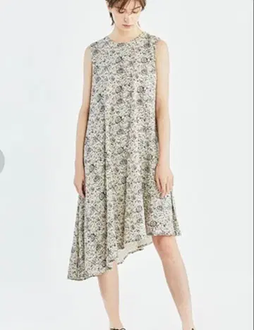 새상품급 [ mizuiro ind ] 린넨 프린트 슬리브리스 원피스