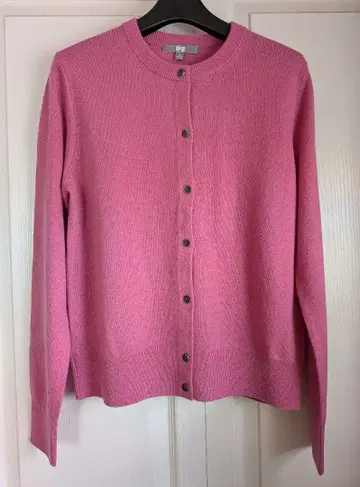 유니클로 캐시미어 크루넥 가디건