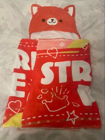 빨간색 동물 귀 달린 타월